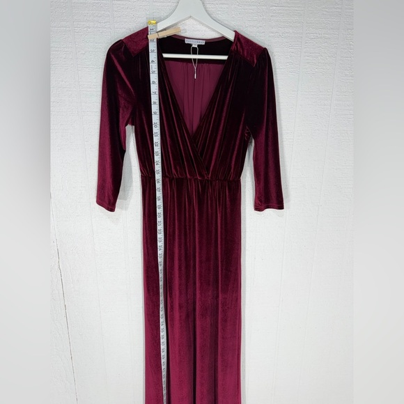NWOT Baltic Born Sofia velvet maxi dress burgundy size S - Picture 6 of 12